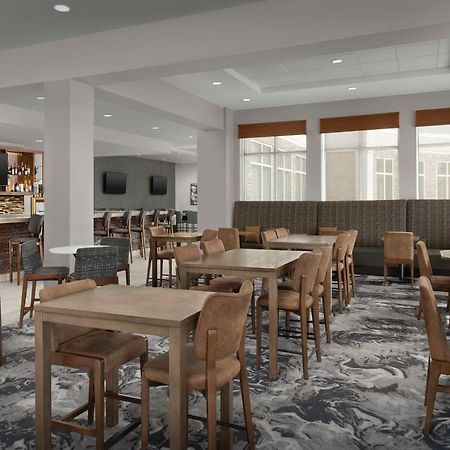 Hilton Garden Inn Cedar Falls Conference Center Екстериор снимка