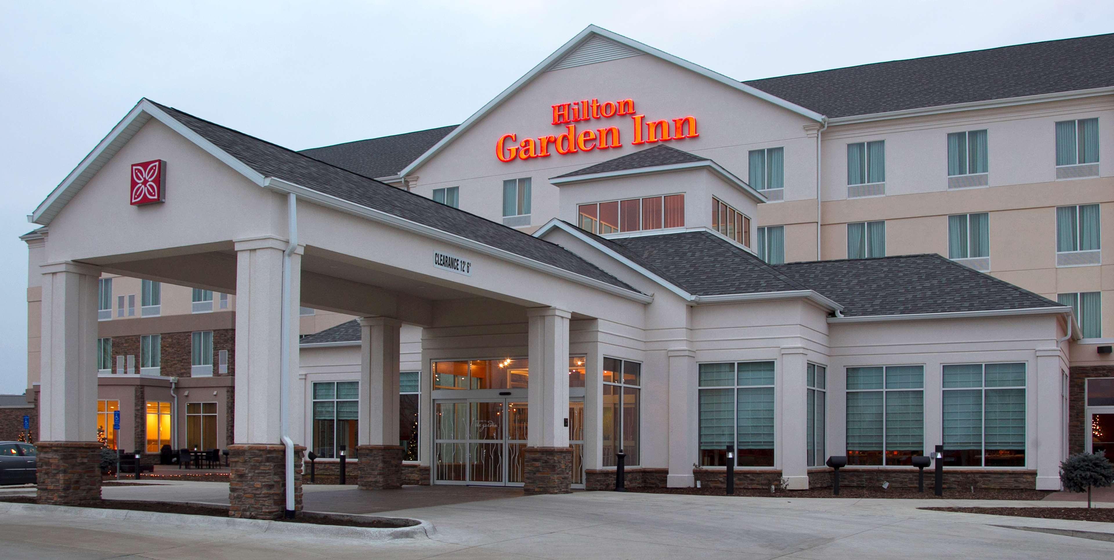 Hilton Garden Inn Cedar Falls Conference Center Екстериор снимка