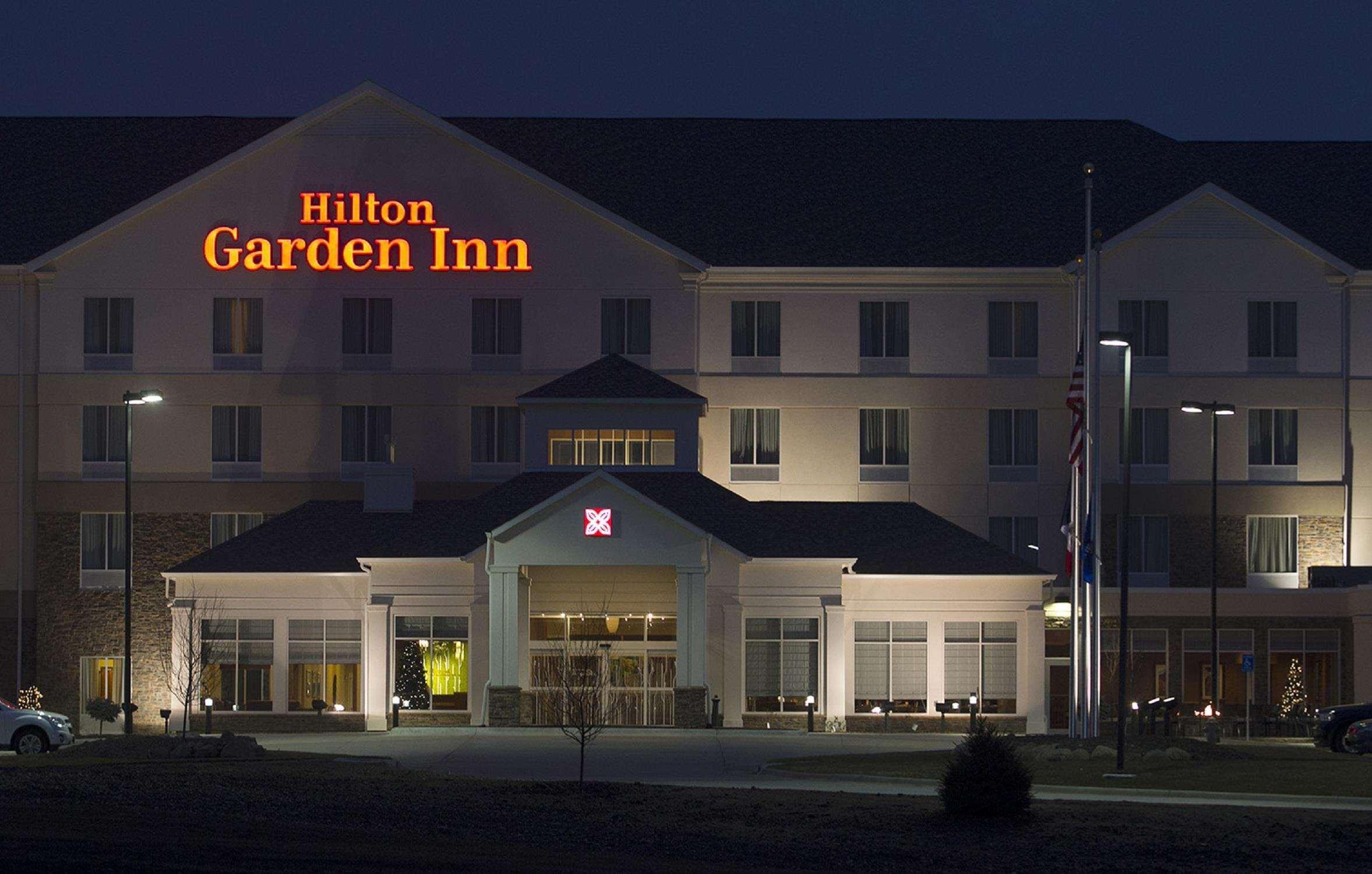 Hilton Garden Inn Cedar Falls Conference Center Екстериор снимка