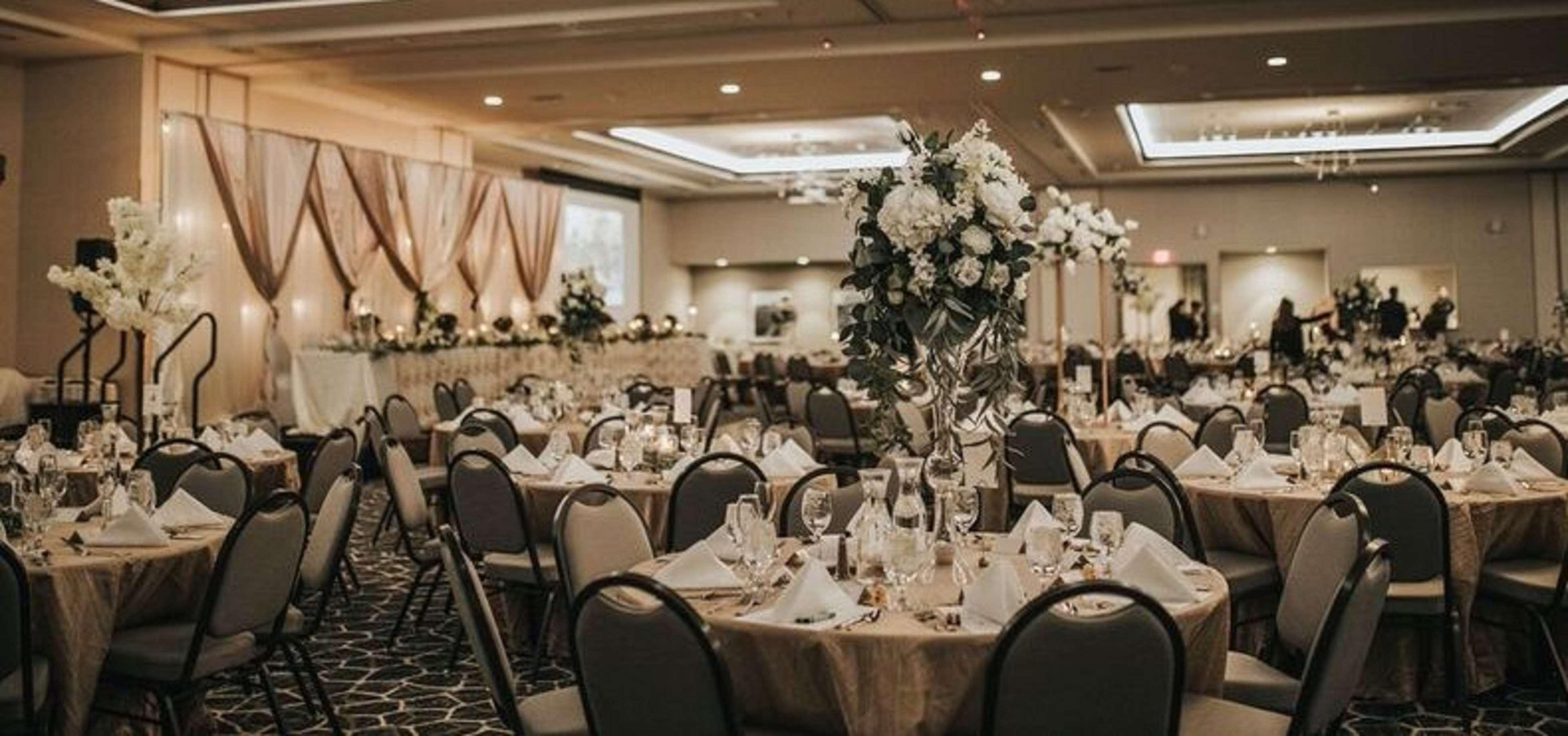 Hilton Garden Inn Cedar Falls Conference Center Екстериор снимка