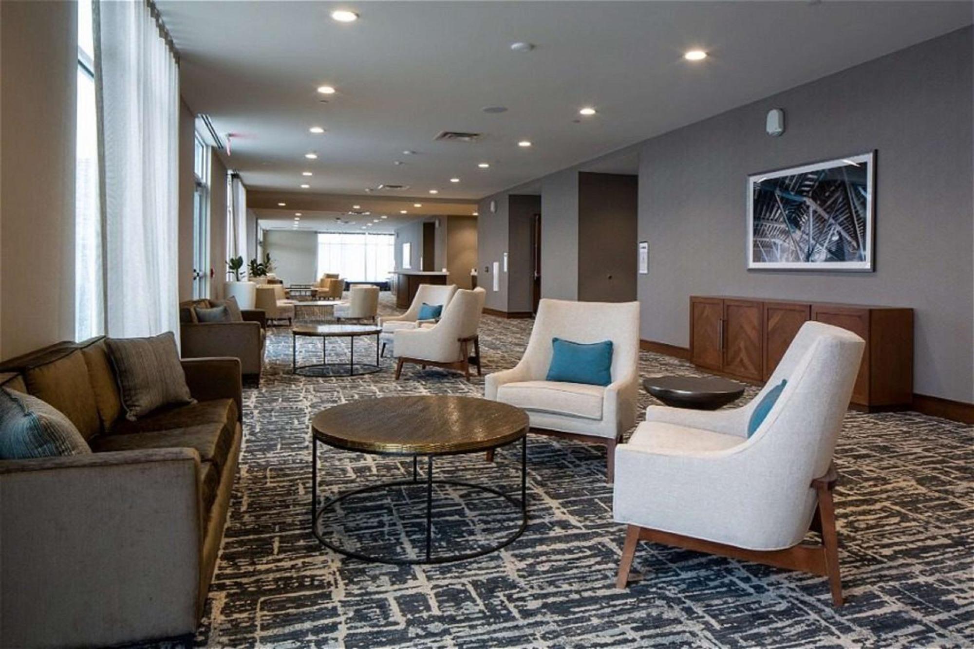 Hilton Garden Inn Cedar Falls Conference Center Екстериор снимка